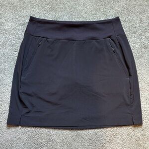 Athleta Soho Black skort size 4 like new!